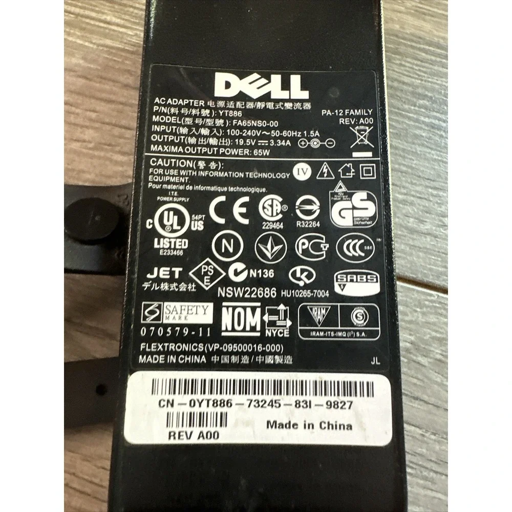 Dell PA-12 Family‎ 65W AC Adapter Laptop Charger 19.5V 3.34A YT886 FA65NS0-00